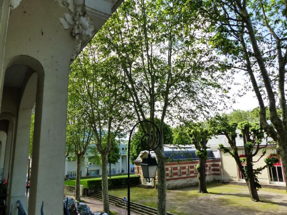 Appartement Vichy, 2 pièces, 2 personnes - FR-1-489-303 Esterno foto